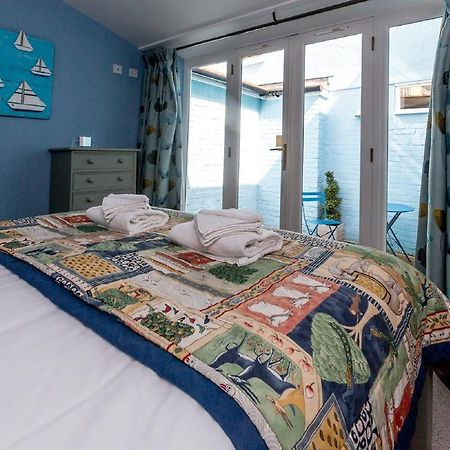 Waterfront Cottage オールドバラ エクステリア 写真