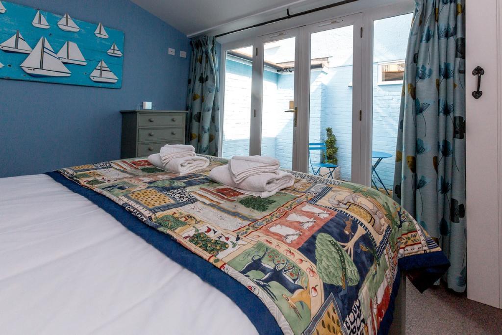 Waterfront Cottage オールドバラ エクステリア 写真
